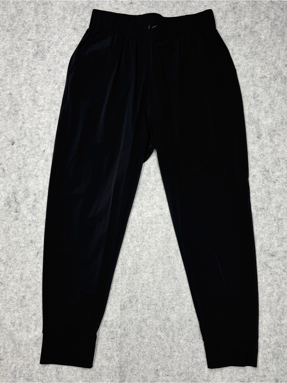 Nike Dri-FIT Women’s Bliss Lux Slim Fit Black Joggers Style CV5848-010 Size M